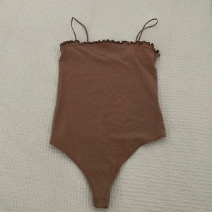 Abercrombie spaghetti strap bodysuit in size small. Has only been worn once!